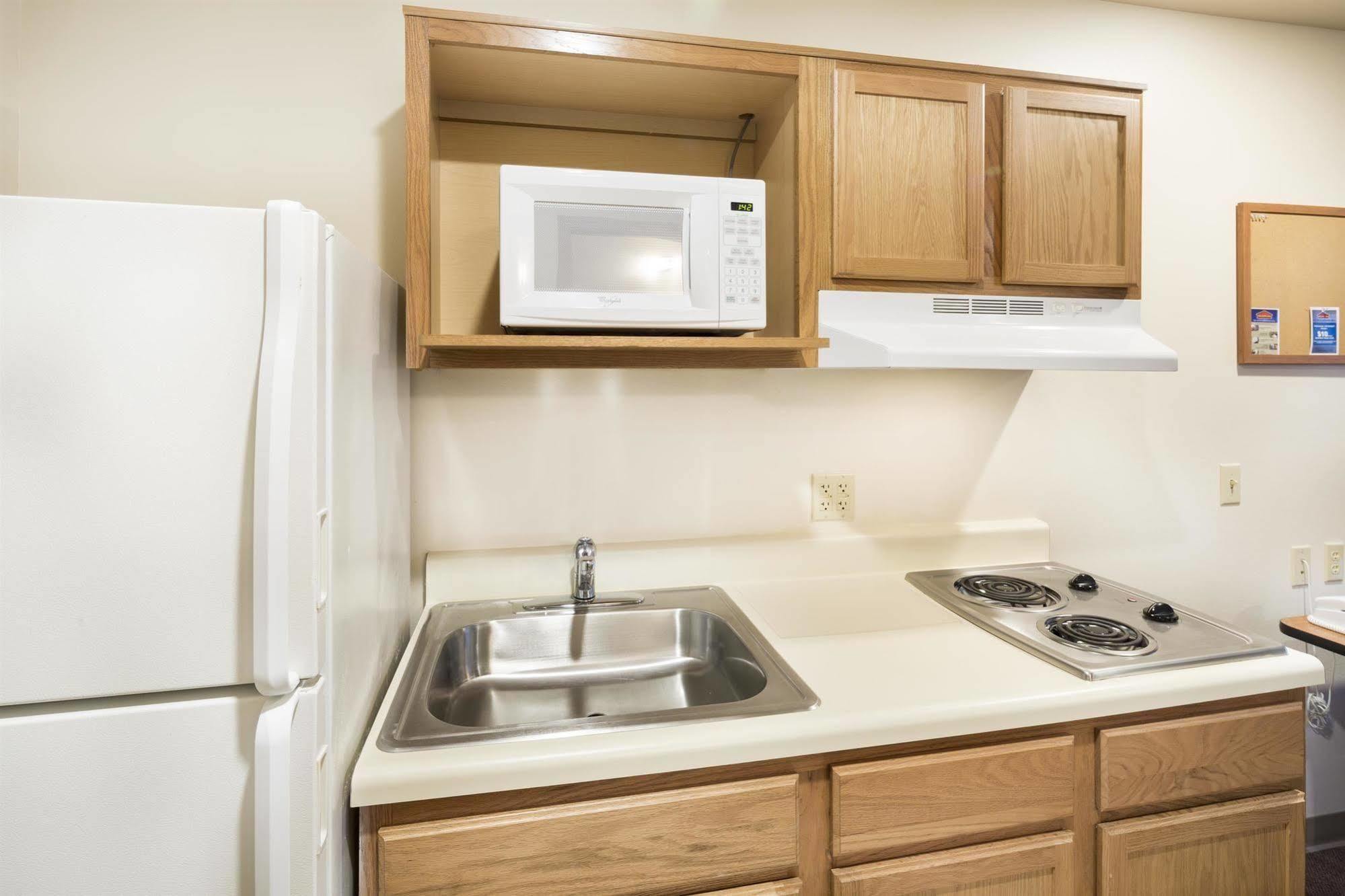 Extended Stay America Select Suites - Wichita - South エクステリア 写真