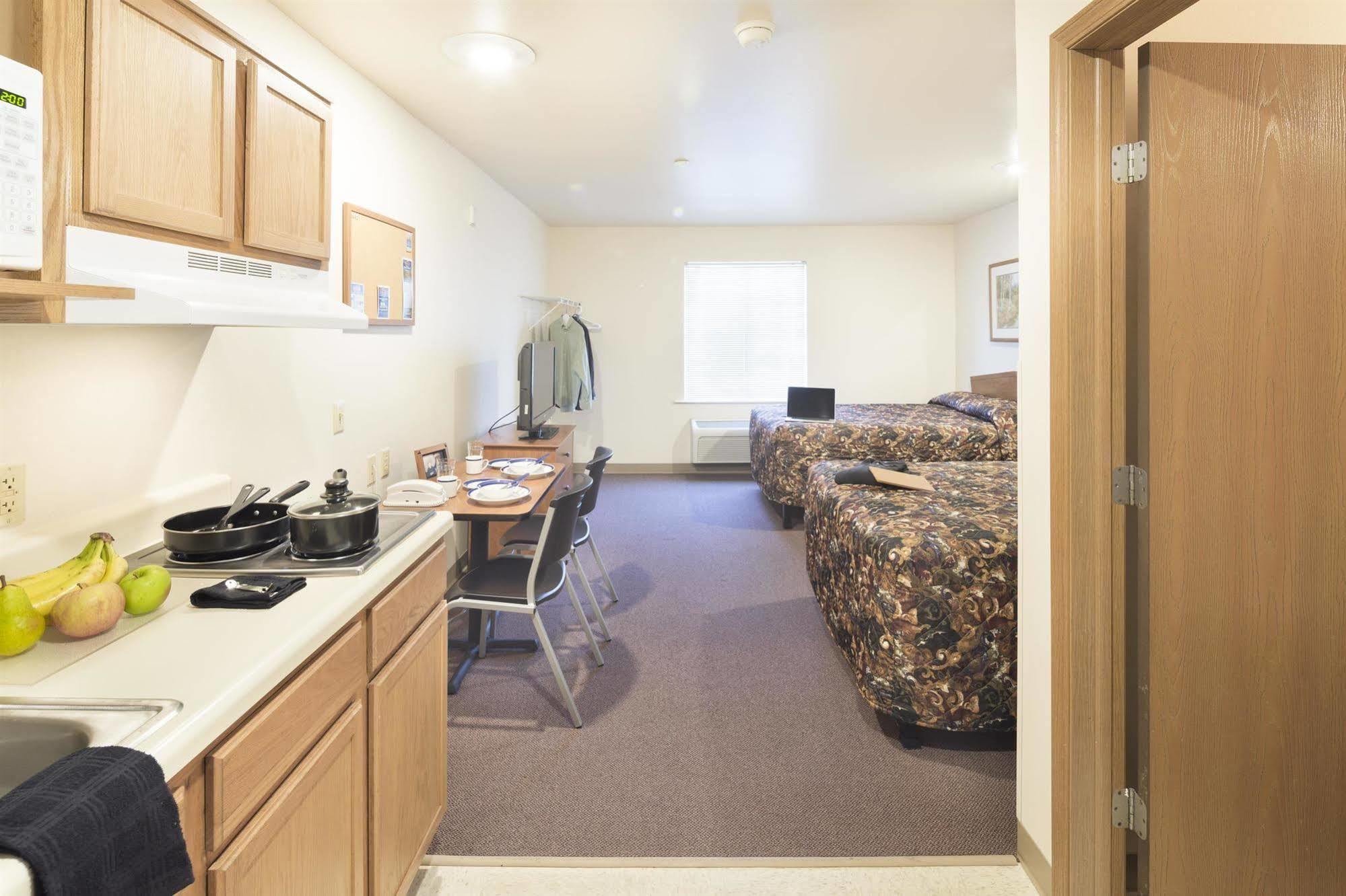 Extended Stay America Select Suites - Wichita - South エクステリア 写真